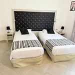 Hotel A Storia 3*