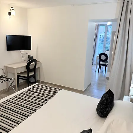 Hotel A Storia Bastia (Corsica)