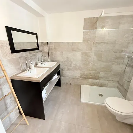 A Storia ホテル 3*