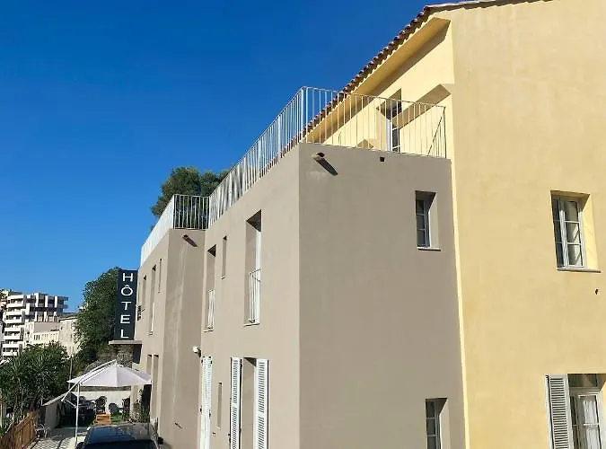 Hotel A Storia Bastia (Corsica)