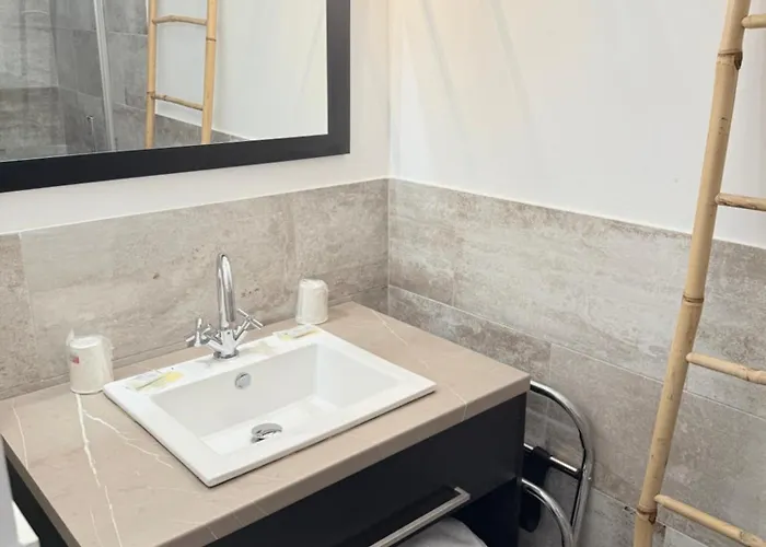 Hotel A Storia Bastia (Corsica)